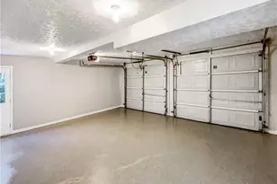 249 Forest St, Jefferson, GA 30549 - Photo 13