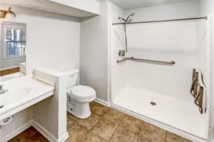 249 Forest St, Jefferson, GA 30549 - Photo 17