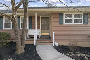 513 Rivercrest Dr, Woodstock, GA 30188 - Photo 3