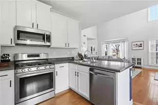 3777 Lake Point Blvd, Suwanee, GA 30024 - Photo 3