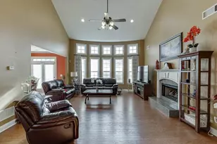 1150 Nash Lee Dr, Lilburn, GA 30047 - Photo 9