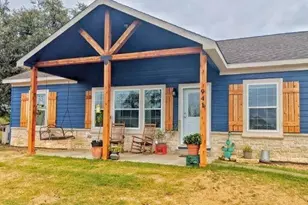 230 Vaughn Cir, Griffin, GA 30223 - Photo 1