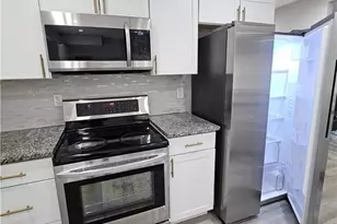 2138 Donald Lee Hollowell Pkwy NW, Atlanta, GA 30318 - Photo 15