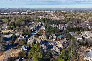 530 Glenmanor Ct, Sandy Springs, GA 30328 - Photo 45