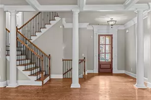 530 Glenmanor Ct, Sandy Springs, GA 30328 - Photo 5