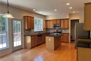 610 Cricklewood Dr, Suwanee, GA 30024 - Photo 13