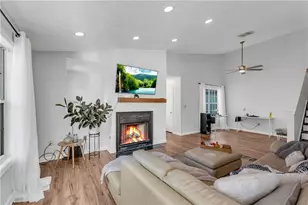 720 Glenleaf Dr, Peachtree Corners, GA 30092 - Photo 5