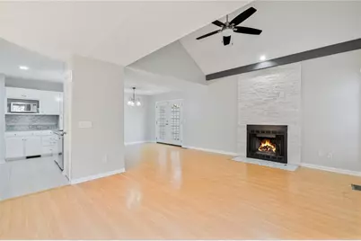 1064 Creatwood Circle SE, Smyrna, GA 30080 - Photo 11