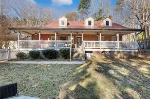 7389 Williams Rd, Flowery Branch, GA 30542 - Photo 1