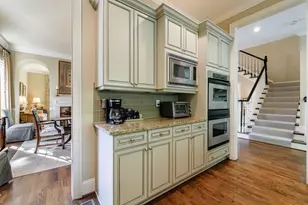 1144 Brookhaven Commons Dr NE, Atlanta, GA 30319 - Photo 19