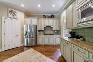 1144 Brookhaven Commons Dr NE, Atlanta, GA 30319 - Photo 15