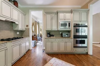 1144 Brookhaven Commons Drive NE, Atlanta, GA 30319 - Photo 21