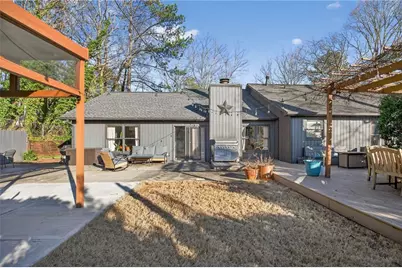 1100 Lake Drive, Roswell, GA 30075 - Photo 31