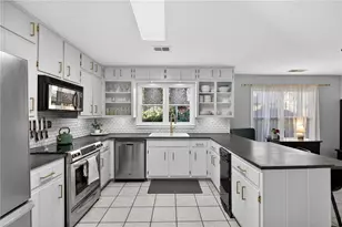 1100 Lake Dr, Roswell, GA 30075 - Photo 9