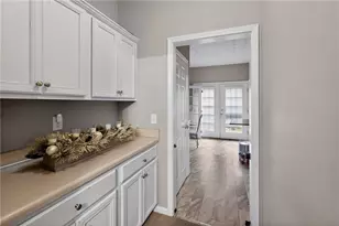 1062 Crown Landing Pkwy, McDonough, GA 30252 - Photo 7