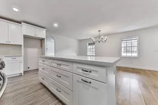 421 Creek Valley Dr, Woodstock, GA 30188 - Photo 11