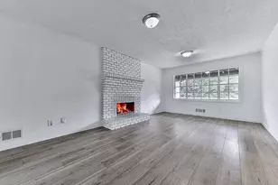 421 Creek Valley Dr, Woodstock, GA 30188 - Photo 13