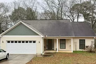 221 Martin Luther King Jr Dr, Winder, GA 30680 - Photo 1