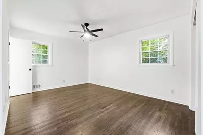 2437 Flair Knoll Drive, Atlanta, GA 30345 - Photo 21