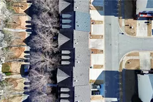 821 Society Ct, Woodstock, GA 30188 - Photo 3