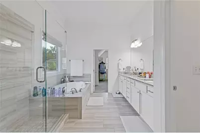 4867 Hunters Grove Way, Sugar Hill, GA 30518 - Photo 33