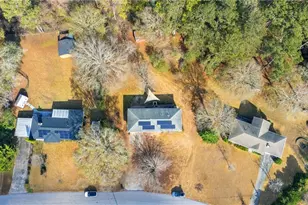 3758 Sharon Dr, Powder Springs, GA 30127 - Photo 3