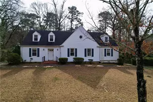 700 Heards Ferry Rd, Atlanta, GA 30328 - Photo 3