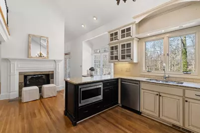 472 Ivy Park Lane NE, Atlanta, GA 30342 - Photo 33