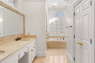 472 Ivy Park Ln NE, Atlanta, GA 30342 - Photo 13