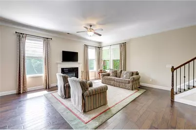 2454 Brewer Way NE, Marietta, GA 30066 - Photo 9