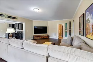 2454 Brewer Way NE, Marietta, GA 30066 - Photo 33