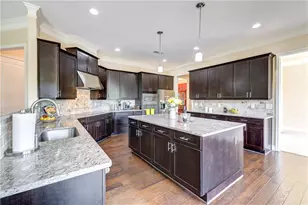 2454 Brewer Way NE, Marietta, GA 30066 - Photo 11