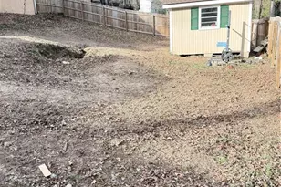 414 Hemlock Dr, Lawrenceville, GA 30046 - Photo 21