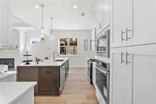 110 Via Roma, Woodstock, GA 30188 - Photo 5