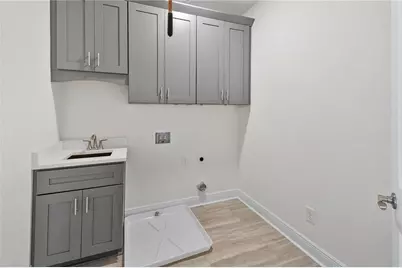 110 Via Roma, Woodstock, GA 30188 - Photo 31