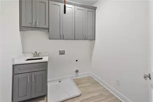 110 Via Roma, Woodstock, GA 30188 - Photo 31