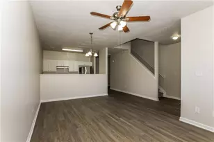 2324 Nicole Dr, Hampton, GA 30228 - Photo 3