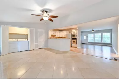 2454 Drew Valley Road NE, Brookhaven, GA 30319 - Photo 17