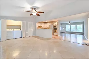 2454 Drew Valley Rd NE, Brookhaven, GA 30319 - Photo 17