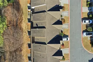 2347 Heritage Park Cir, Kennesaw, GA 30144 - Photo 11