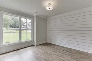 1311 Riverhill Dr, Bishop, GA 30621 - Photo 5