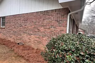 3916 White Oak Ln SW, Lilburn, GA 30047 - Photo 3