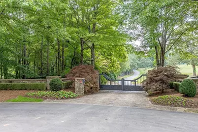 5755 Kennedy Road, Suwanee, GA 30024 - Photo 3