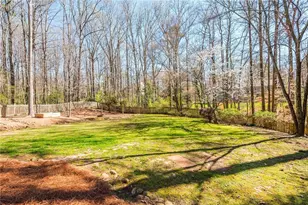 2733 Eagle Ridge Rd, Marietta, GA 30062 - Photo 53