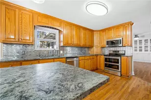 3370 Westbrook Rd, Suwanee, GA 30024 - Photo 11