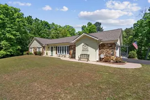 651 Camelot Cir NW, Calhoun, GA 30701 - Photo 3