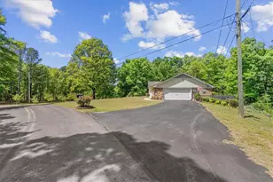 651 Camelot Cir NW, Calhoun, GA 30701 - Photo 33