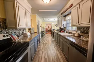 651 Camelot Cir NW, Calhoun, GA 30701 - Photo 23