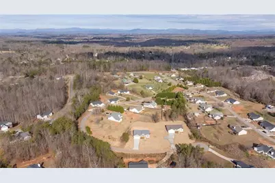 613 Cypress Drive, Mount Airy, GA 30563 - Photo 3