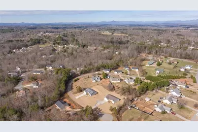 613 Cypress Drive, Mount Airy, GA 30563 - Photo 5